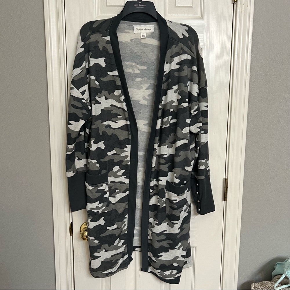 Womens French Laundry Gray/White long cardigan sweater Size 1X